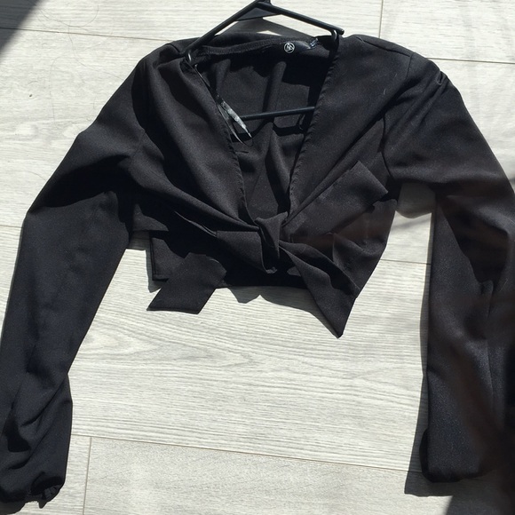 Black missguided tie front crop top - Picture 4 of 4
